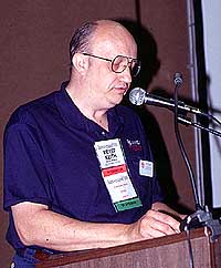 Keith Baker, KB1SF, gives the good news about P3D at the Dayton Hamvention's AMSAT forum.